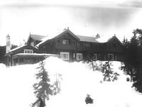 18. Kongevillaen, Woksenkollen - no-nb digifoto 20160120 00047 NB NS 000157.jpg