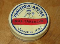 Gul sårsalve fra Kongsberg Apotek. Foto: Stig Rune Pedersen