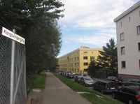 Fra Kongsvingergata med nr. 5 og 7 på Sagene (1932-1935) Portal på den gule blokka. Foto: Stig Rune Pedersen (2012).