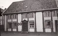 14. Konsul Fredrik Hansens hus, Skagen 18, Rogaland - Riksantikvaren-T229 01 0265.jpg