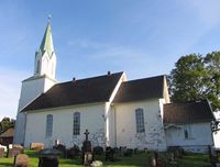 Kråkstad kirke i Nordre Follo kommune. Foto: Stig Rune Pedersen (2013)
