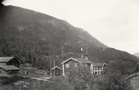 39. Kravik Mellom, Kravik Mellem, Buskerud - Riksantikvaren-T070 02 0541.jpg