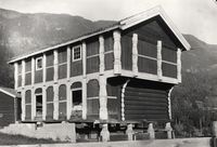 41. Kravik Mellom, Kravik Mellem, Buskerud - Riksantikvaren-T070 02 0544.jpg