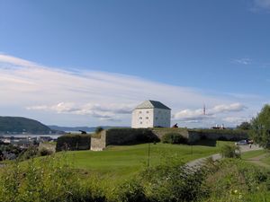 Kristiansten festning Trondheim 2005-08-14.jpg