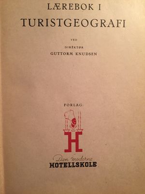 Lærebok i turistgeografi fra Den moderne hotellfagskole.jpg
