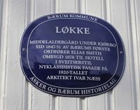 118. Løkke gård Bærum blå plakett.jpg