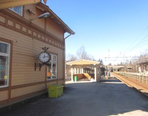 Lørenskog stasjon 2012.jpg