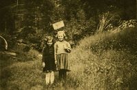 Løypestrengen som Sivert M. Høydal sette opp, sjå kassa på strengen.