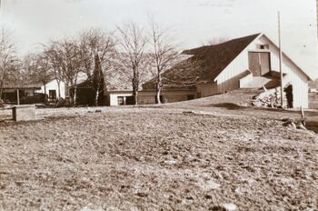 Østbø br. 7.1 - Låven med fjøs