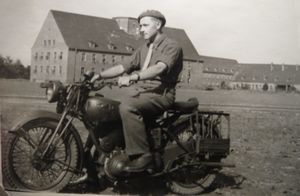 Lande on a motorcycle, Husum 1949.jpg