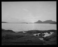 111. Landego, Midnattsol - no-nb digifoto 20151125 00041 NB MIT FNR 08945B.jpg