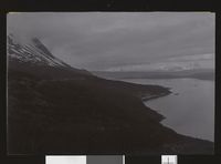155. Landskap med utsikt ut Rombaksfjorden, 1904 - no-nb digifoto 20130321 00016 bldsa FA0286.jpg
