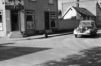 Lindhjem Kolonial, antagelig 1946.