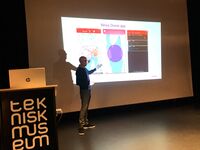 Lars Erik Røiseng orienterer om Avinor.