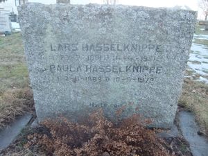 Lars Hasselknippe, Gjøvik kirkegård.JPG