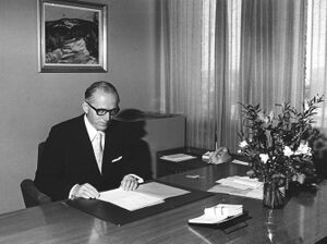 Lars Korvald statsminister 1972.jpg