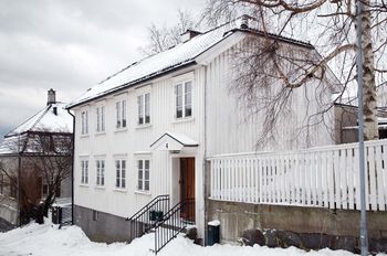 Larvik, Bøkkerbakken 4.jpg