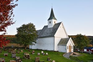 Larvik, Hem kirkevei 171, Hem kirke-1.jpg