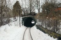 Jernbanens Herregårdssletta tunnel. Foto: Roy Olsen (2006).