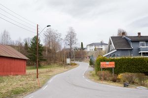 Larvik, Hvarnes, Holtebygdveien-1.jpg