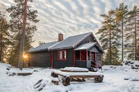 Oldermannslaugets hytte på Laugskollen like nord for tettbebyggelsen på Oppegård. Foto: Leif-Harald Ruud (2018)