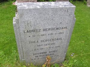 Lauritz Bergendahl gravminne.jpg