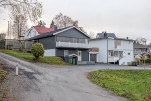 Leirsund Lysverkbakken 221031.jpg