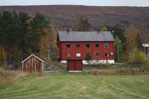 Lesjaskog bank-kommunehus.jpg
