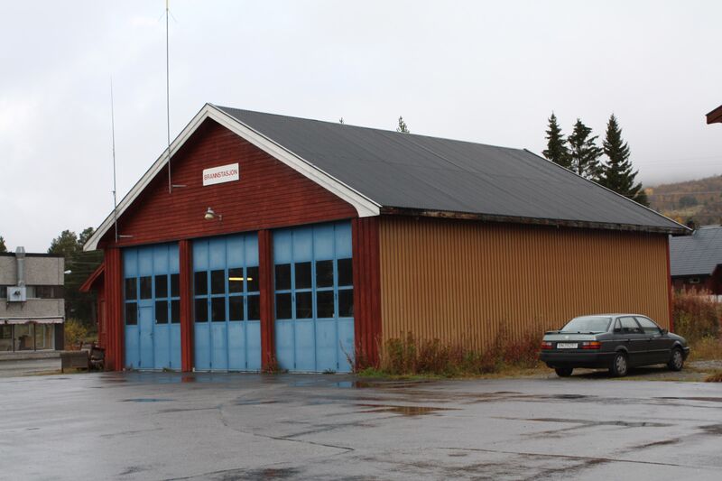 Fil:Lesjaskog nye brannstasjon.jpg