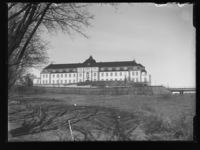 172. Lille Tøyen sykehjem - no-nb digifoto 20160420 00069 NB NS NM 10229.jpg