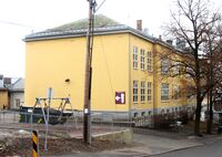 Lilleaker skole har hatt tilholdt i Lilleakerveien 49 siden 1900. Foto: Stig Rune Pedersen (2014).