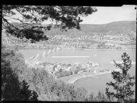 64. Lillehammer fra Vingnes - no-nb digifoto 20150227 00172 NB MIT FNR 00464.jpg