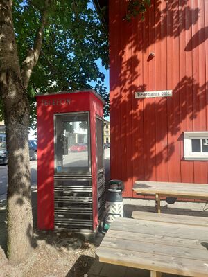 Lillestrøm telefonkiosk.jpg