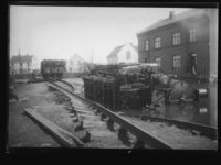 75. Lillestrømmen, Det væltede Lokomotiv 1916 - no-nb digifoto 20160304 00326 NB NS NM 08724.jpg