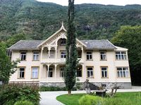 Lindstrøm Hotel, Gamle Lærdalsøyri. Foto: Lars Egil Sørsdal (2018)