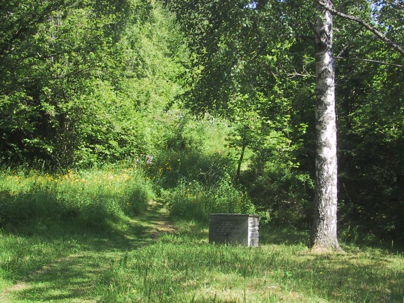 Fil:Lo kirke Levanger.JPG