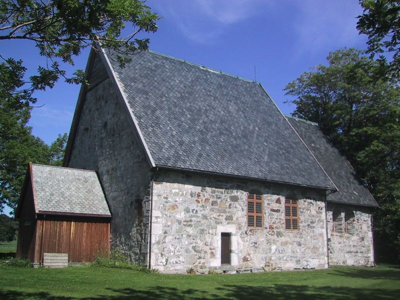 Fil:Logtun kirke.JPG