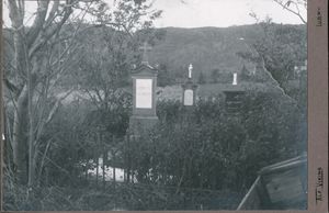 Lurøy kirkegård, Nordland - Riksantikvaren-T405 01 0056.jpg