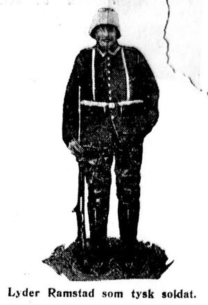 Lyder Ramstad som tysk soldat.JPG