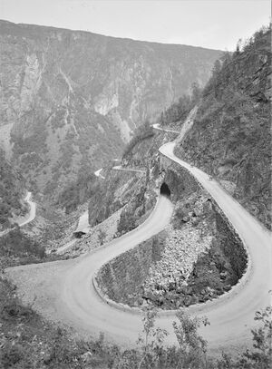 Måbødalen - no-nb digifoto 20151008 00105 NB MIT FNR 07923.jpg