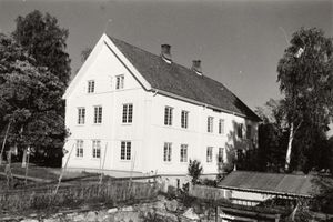 Møystad, Hedmark - Riksantikvaren-T111 01 0038.jpg