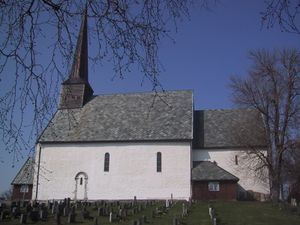 Maere kirke.JPG