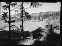 61. Maihaugen, Setergrenda - no-nb digifoto 20150224 00048 NB MIT FNR 11054 B.jpg