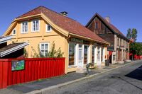Gatemiljø fra Lillehammer i gamle dager rekonstruert på Maihaugen. Foto: Leif-Harald Ruud (2020).