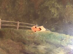 Maleriet i nærbilde viser skaden etter bombesplinten når pynterosen er fjernet.