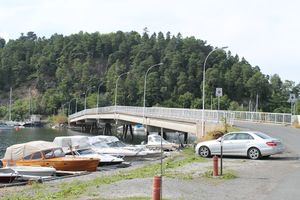 Malmøya fra Ormøya.JPG