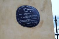 Storgata 36: Mangelsgården. 59.9154° N 10.755856° Ø