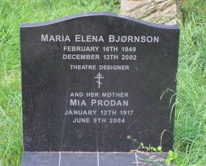 Maria Elena Bjørnson gravminne London 2016.jpg