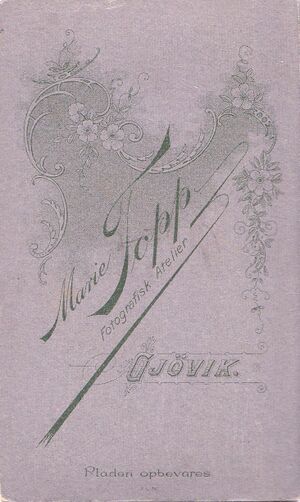 Marie Topp fotograf Gjøvik.jpg