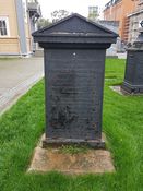 Mathilde Wiwecke Macks gravminne. Født 1816, død 1833. Foto: Siri Iversen